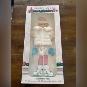 Martha On A Mantle Doll Expansion Pack